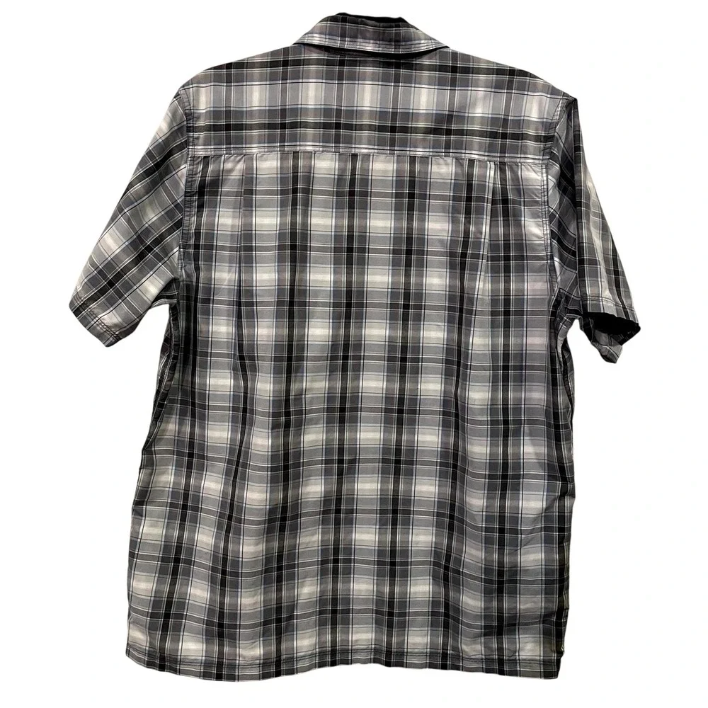 2-The North Face Plaid Short Sleeve Shirt‎ Gray Black Size M
